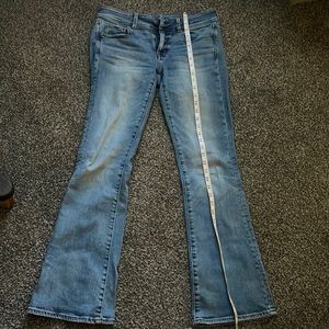 Women jeans. Mid rise